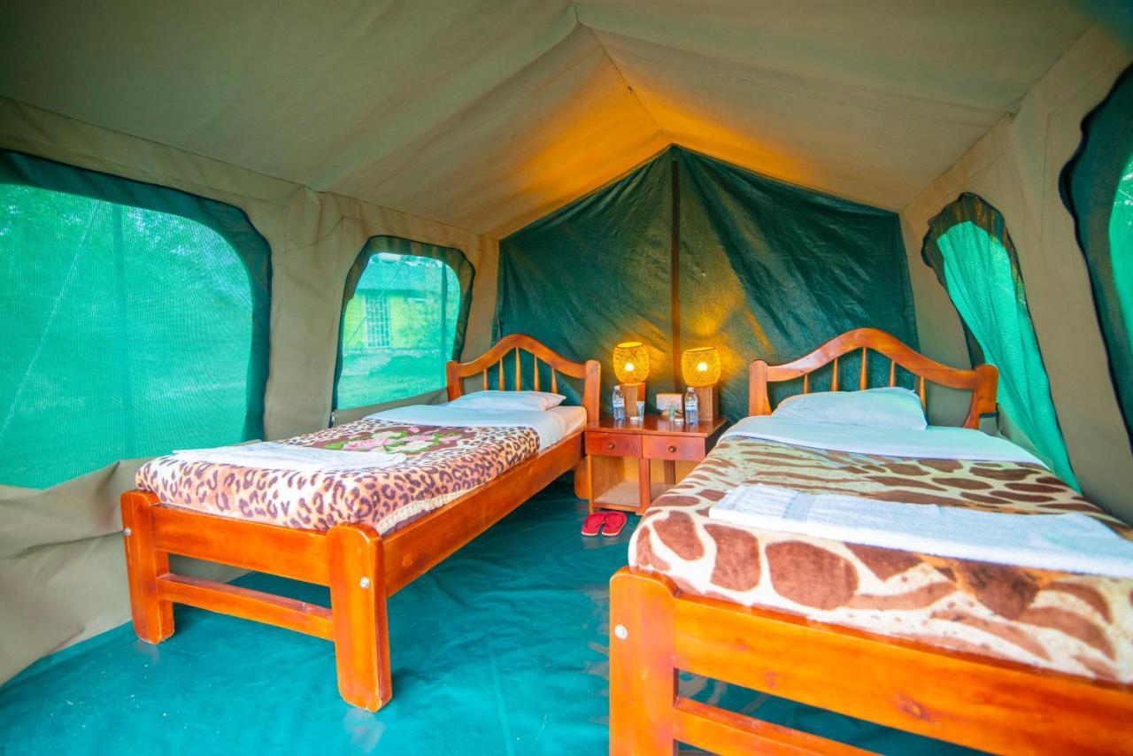 Engiri Game Lodge And Campsite Katunguru エクステリア 写真